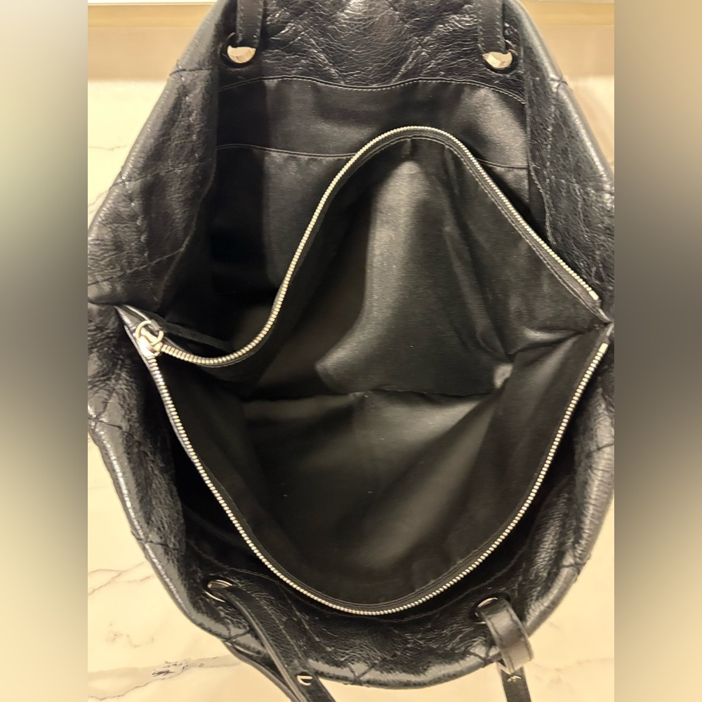 Chanel Authentic Glazed Calfskin On The Road Crumpled Leather Tote - Picture 12 of 14